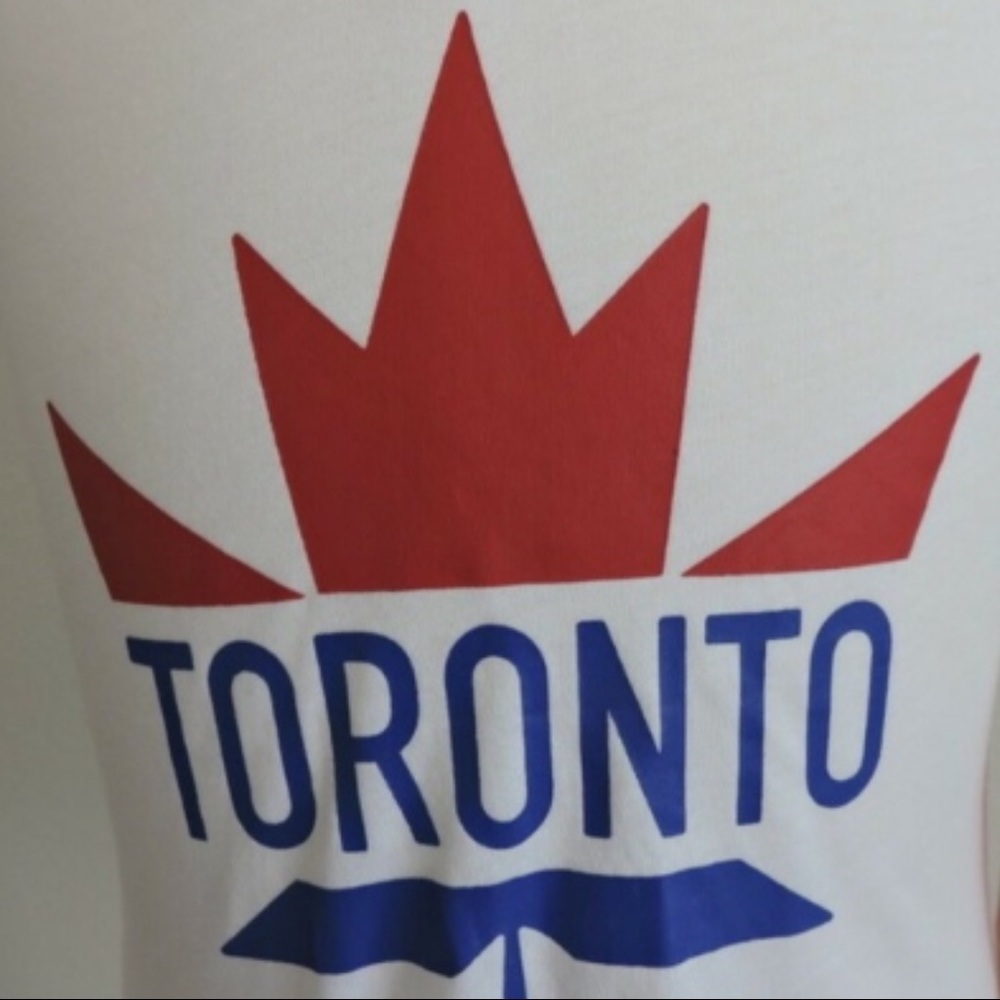 Hudsons Bay T-Shirt Toronto Canada 10-12 - Picture 2 of 6
